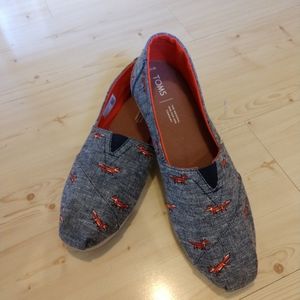 **NWOT** TOMS w/Embroidered Foxes 🦊